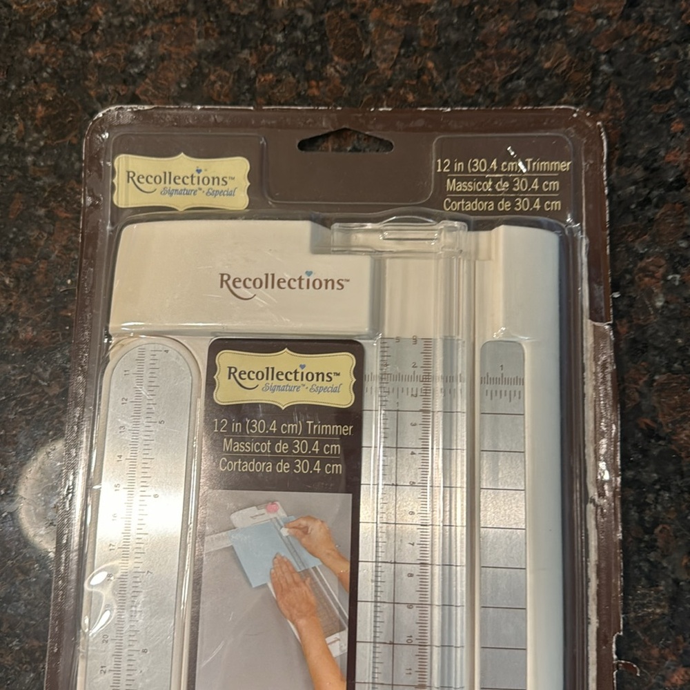 Recollections Trimmer Paper Slicer/Cutter - Picture 3 of 7